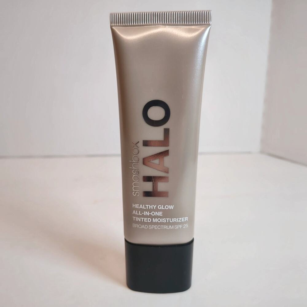Smashbox Halo Healthy Glow All-In-One Tinted Moisturizer (Light Neutral) New - Picture 2 of 9